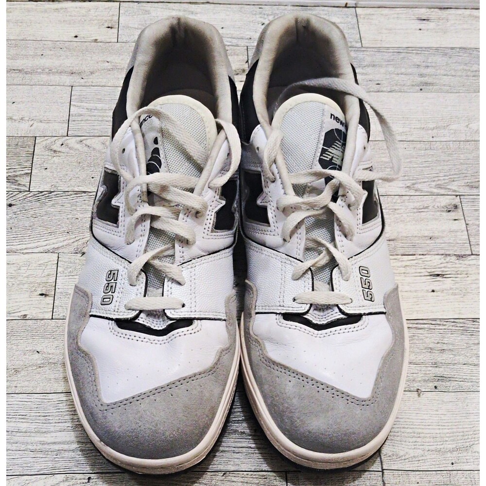 New Balance 550 Men’s Sz 11/ Women's Size12.5 Sneakers White/Gray/Black BB550GWB